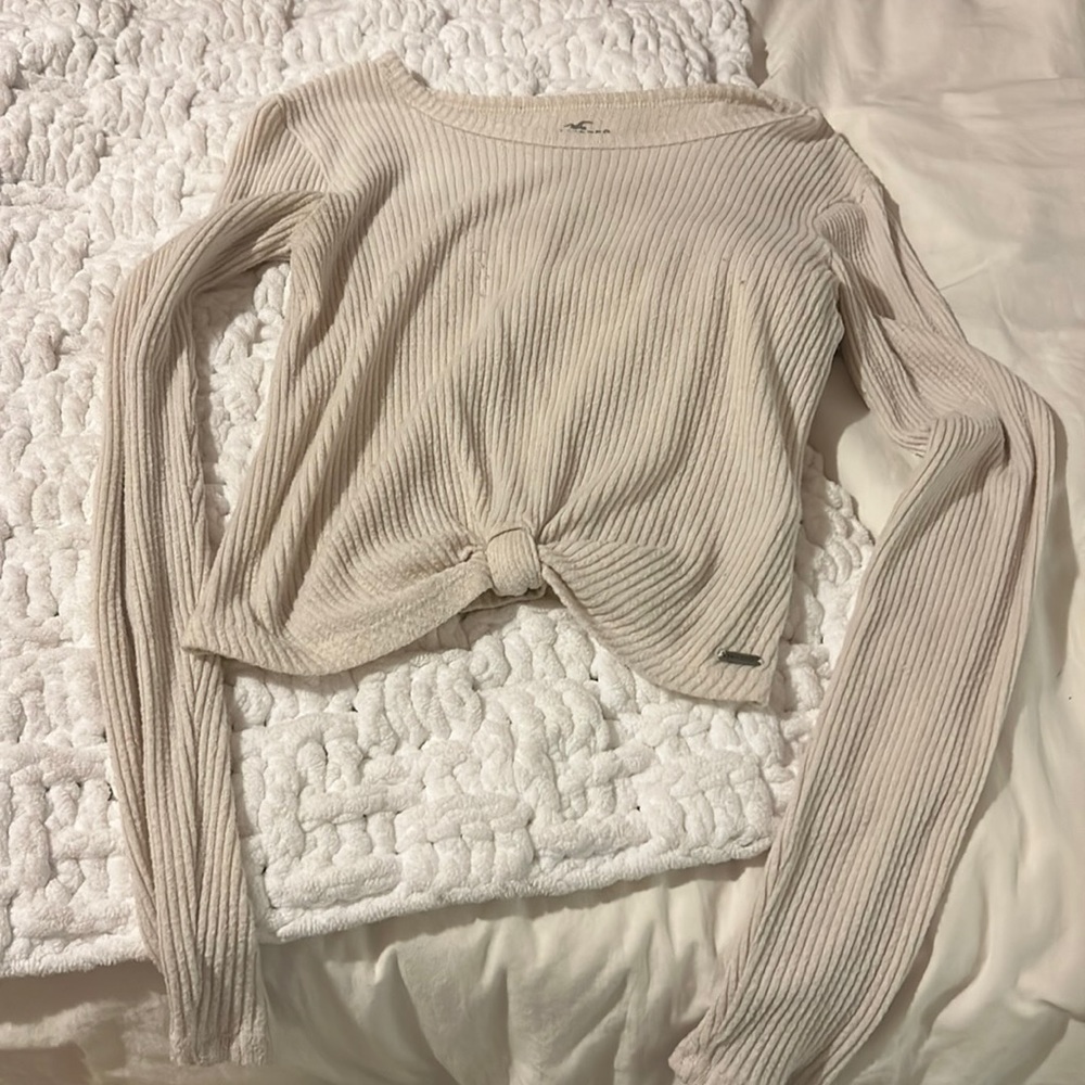 Beige super soft fabric fitted long tee with knot at the end